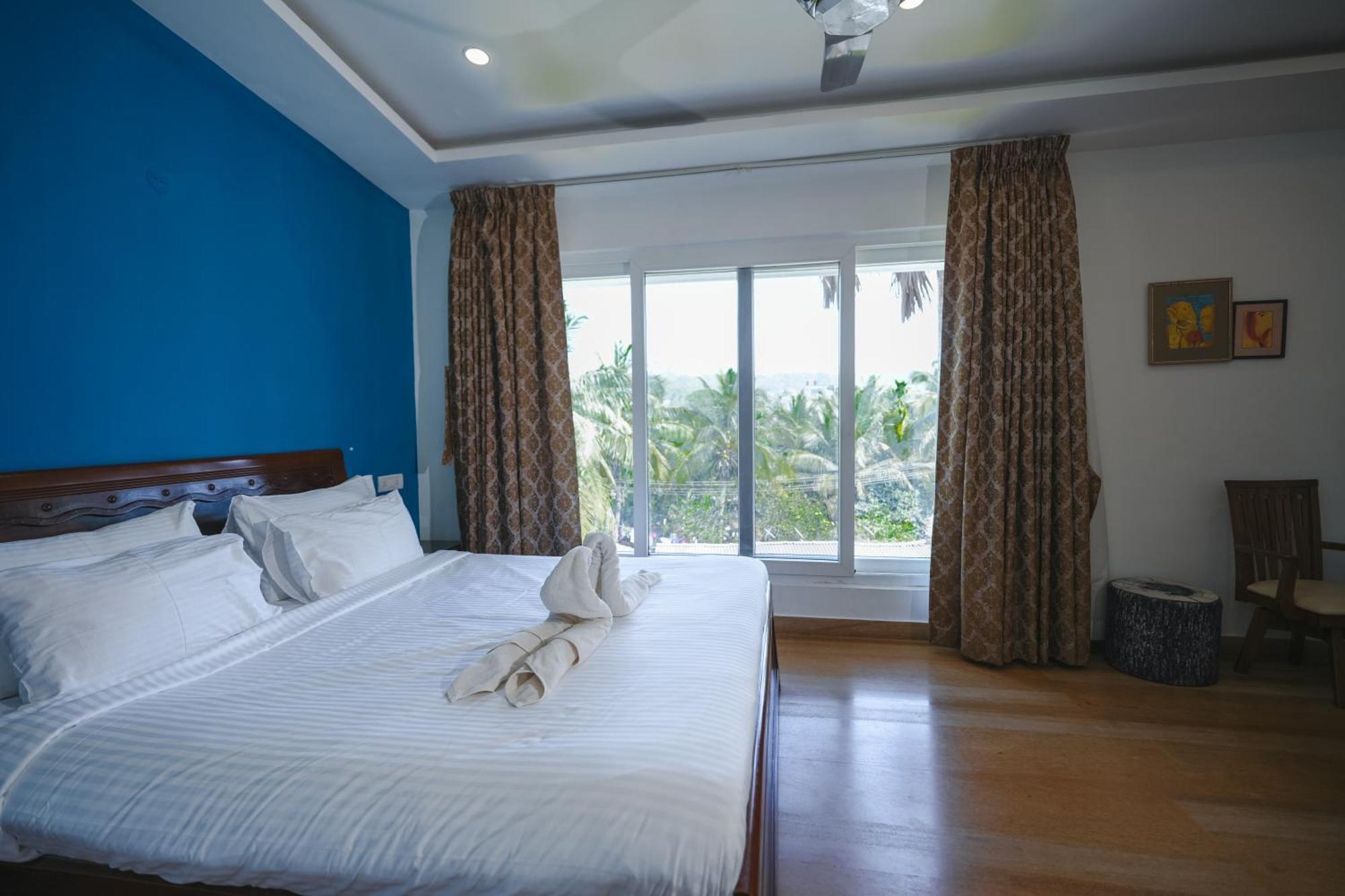 Villa M - Jia 3- 3Bhk In Candolim, Pool Facing, Near Beach, Breakfast Included 外观 照片