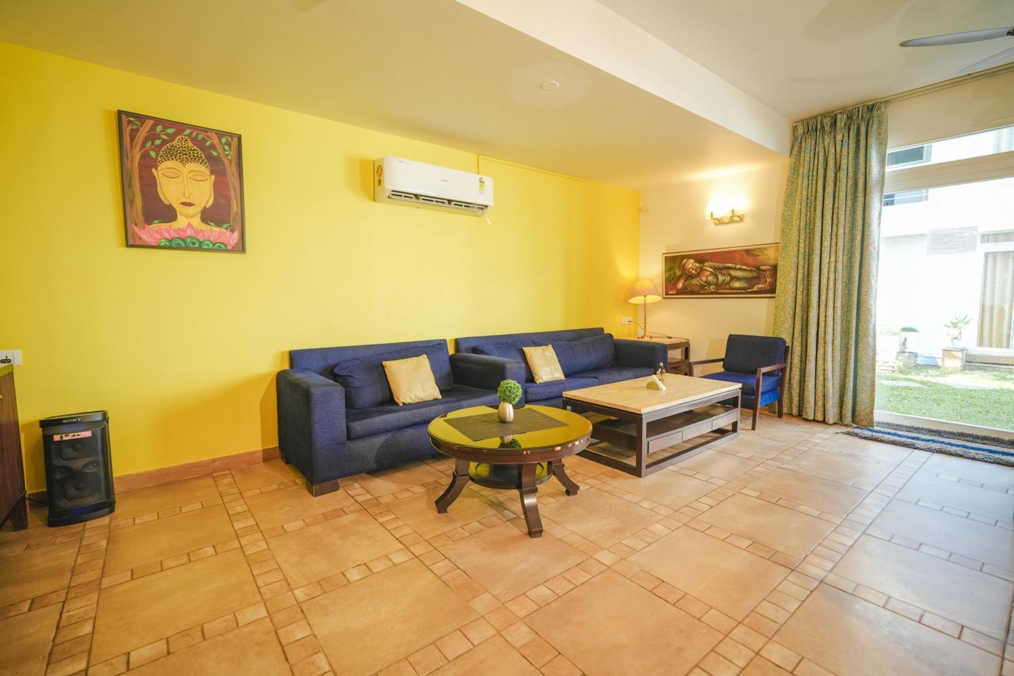 Villa M - Jia 3- 3Bhk In Candolim, Pool Facing, Near Beach, Breakfast Included 外观 照片