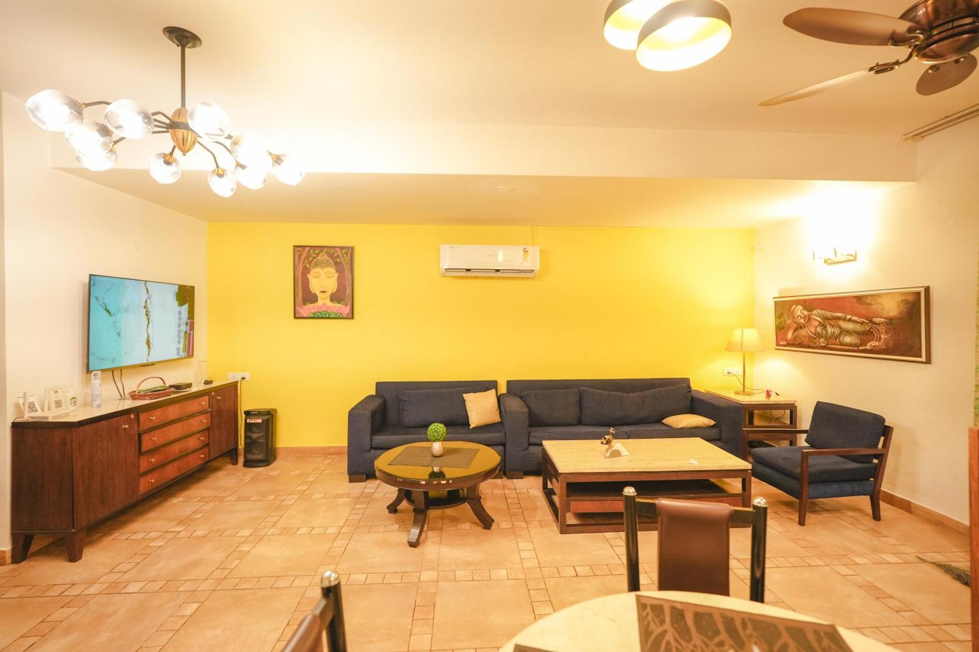 Villa M - Jia 3- 3Bhk In Candolim, Pool Facing, Near Beach, Breakfast Included 外观 照片