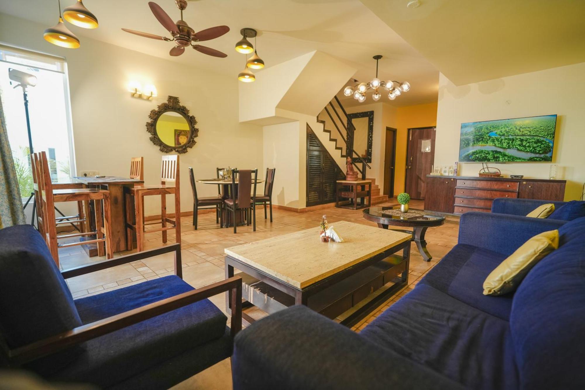 Villa M - Jia 3- 3Bhk In Candolim, Pool Facing, Near Beach, Breakfast Included 外观 照片