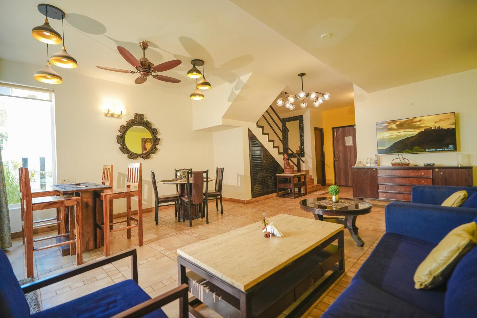 Villa M - Jia 3- 3Bhk In Candolim, Pool Facing, Near Beach, Breakfast Included 外观 照片