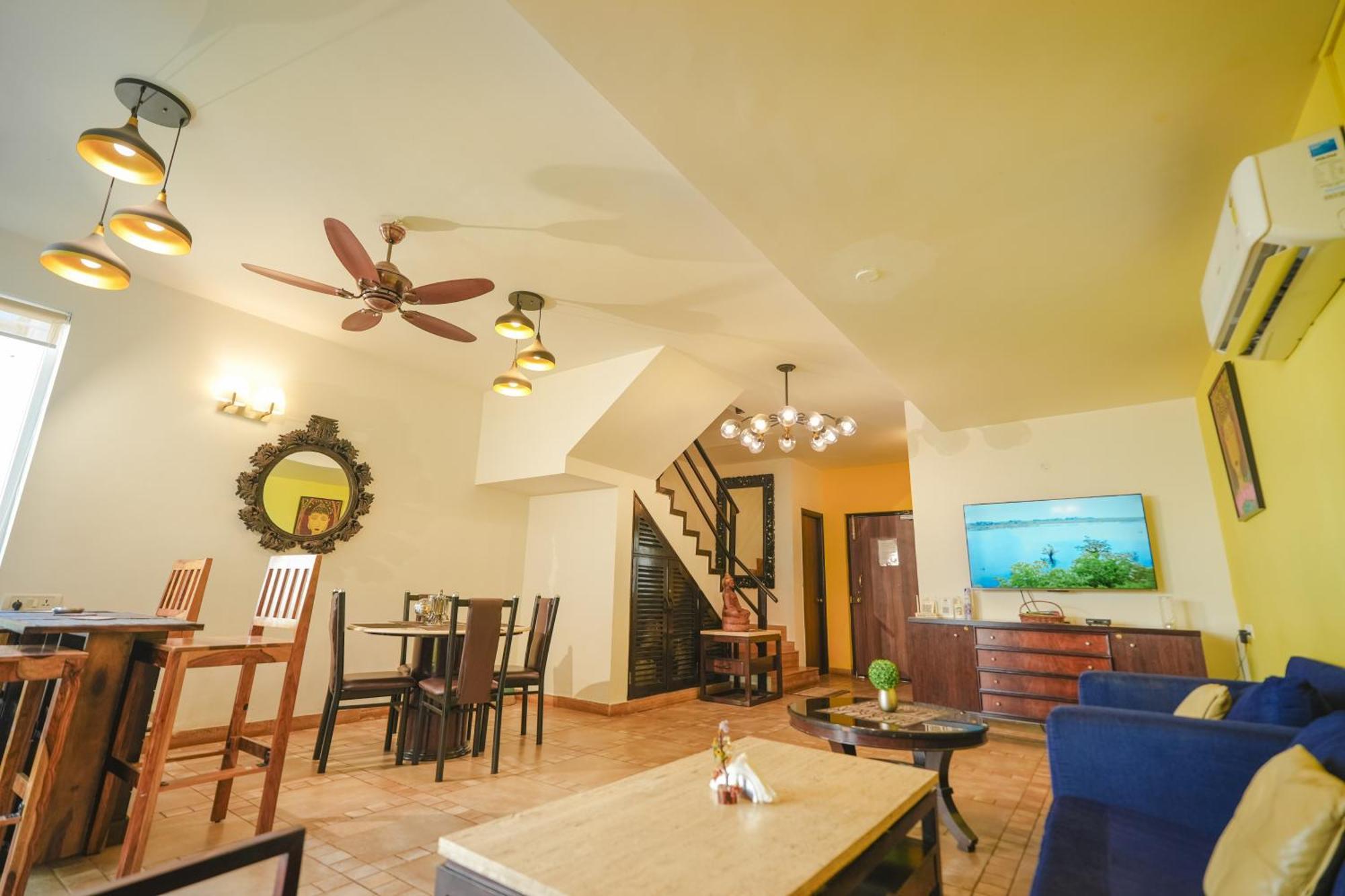 Villa M - Jia 3- 3Bhk In Candolim, Pool Facing, Near Beach, Breakfast Included 外观 照片